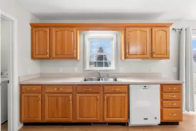 1016 W Villas Drive, Vicksburg, MI 49097 - Photo 10