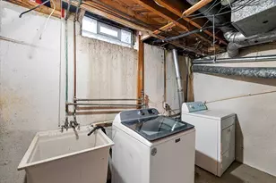 3858 Hughes Dr, Warren, MI 48092 - Photo 46