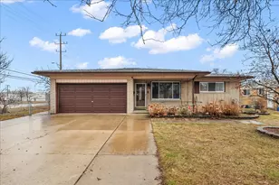 3858 Hughes Dr, Warren, MI 48092 - Photo 2