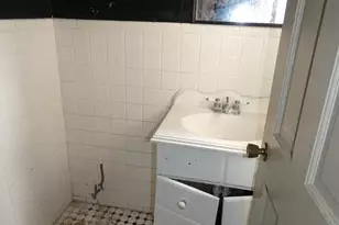 1968 Colfax Ave, Benton Harbor, MI 49022 - Photo 20