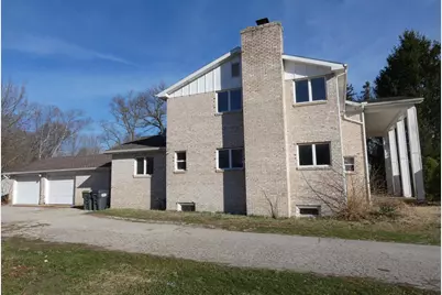 1968 Colfax Avenue, Benton Harbor, MI 49022 - Photo 2