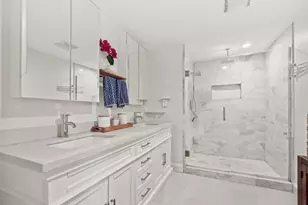 2330 N Pine Center Dr, West Bloomfield, MI 48323 - Photo 36