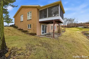 4425 N Valley Dr NE, Grand Rapids, MI 49525 - Photo 34