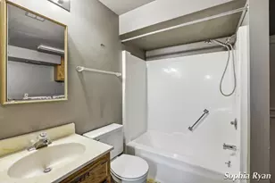 4425 N Valley Dr NE, Grand Rapids, MI 49525 - Photo 28