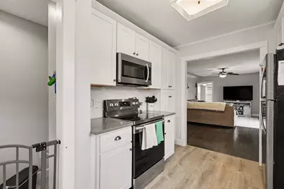 1053 E Byron Road, Norton Shores, MI 49441 - Photo 10