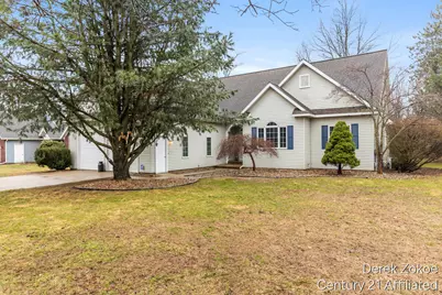 1816 Tiffany Shores Court, Holland, MI 49424 - Photo 2