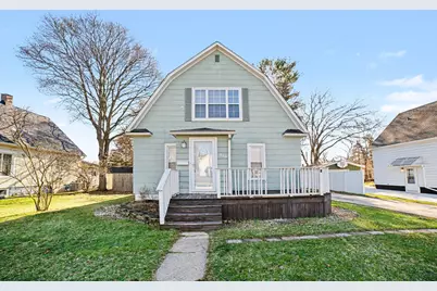 916 N River Avenue, Alma, MI 48801 - Photo 1