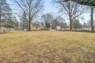 605 Coolidge Ave, Kalamazoo, MI 49006 - Photo 34