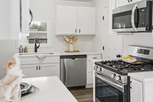 605 Coolidge Ave, Kalamazoo, MI 49006 - Photo 14