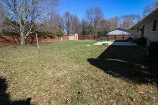 17064 Hawk Ct, Three Rivers, MI 49093 - Photo 8