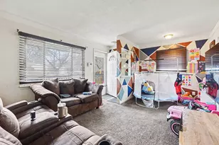 508 Linda Vista Dr, Pontiac, MI 48342 - Photo 4