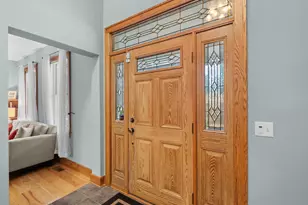 2776 Holyoke Ln, Ann Arbor, MI 48103 - Photo 6