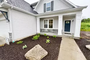 5911 Vly Pt Dr SE, Caledonia, MI 49316 - Photo 4