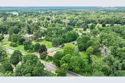 801 Portage Avenue, Three Rivers, MI 49093 - Photo 6