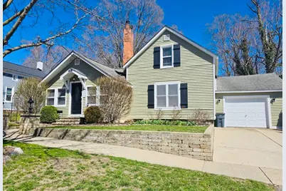 524 Hickory Street, Milford, MI 48381 - Photo 2