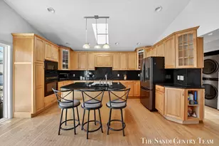 1322 Waverly Ave, Grand Haven, MI 49417 - Photo 12