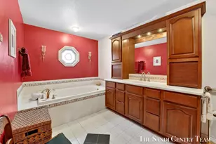 1322 Waverly Ave, Grand Haven, MI 49417 - Photo 18