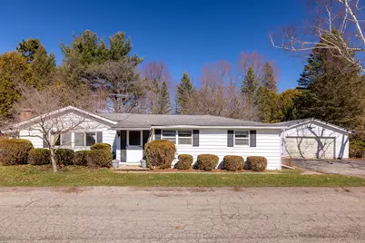 510 W Mechanic Street, Stockbridge, MI 49285 - Photo 1