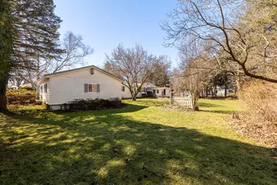 510 W Mechanic Street, Stockbridge, MI 49285 - Photo 2