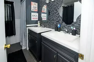 3242 Salem Dr, Rochester Hills, MI 48306 - Photo 20