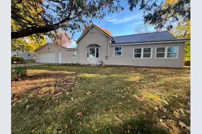 412 N Darling Avenue, Fremont, MI 49412 - Photo 1