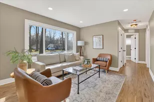 22002 Fenster St, Belleville, MI 48111 - Photo 2