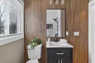 22002 Fenster St, Belleville, MI 48111 - Photo 26