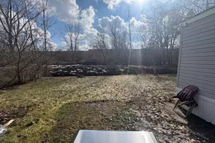 244 Piedmont Dr SE, Grand Rapids, MI 49548 - Photo 12