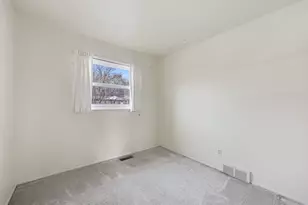 502 Larkspur St, Ann Arbor, MI 48105 - Photo 8