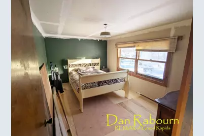 5263 E 8 Mile Road, Luther, MI 49656 - Photo 8