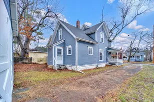 1019 Woodbridge St, Jackson, MI 49203 - Photo 2