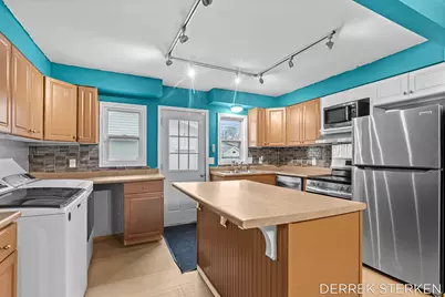 2437 Philo Avenue, Muskegon, MI 49441 - Photo 10