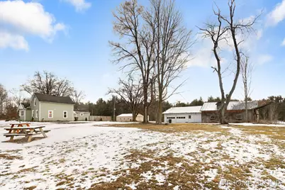20449 W Howard City-Edmore, Howard City, MI 49329 - Photo 8