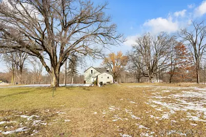 20449 W Howard City-Edmore, Howard City, MI 49329 - Photo 4