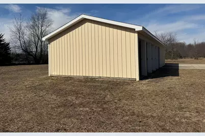 21414 W 6 Mile Road, Reed City, MI 49677 - Photo 22