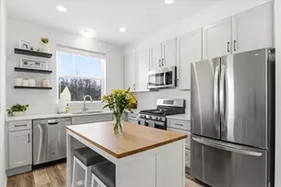 617 Anne Ave, Brighton, MI 48116 - Photo 6