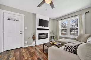 560 Paris Ave, Lansing, MI 48910 - Photo 4