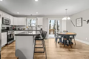 1514 Chapel St SW, Wyoming, MI 49509 - Photo 6