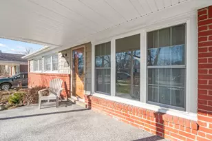 29726 Red Cedar Dr, Flat Rock, MI 48134 - Photo 26