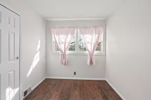 29726 Red Cedar Dr, Flat Rock, MI 48134 - Photo 16