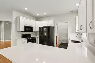 2580 W Port Dr, Kalamazoo, MI 49009 - Photo 10