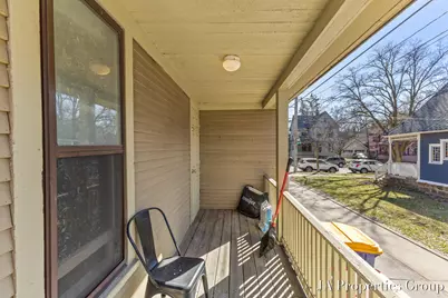 921 Fairmount Street SE, Grand Rapids, MI 49506 - Photo 12