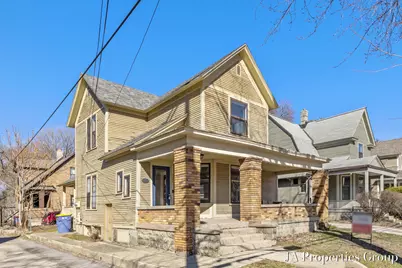 921 Fairmount Street SE, Grand Rapids, MI 49506 - Photo 4