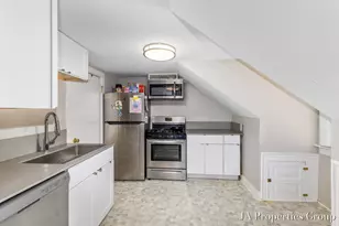 921 Fairmount St SE, Grand Rapids, MI 49506 - Photo 20