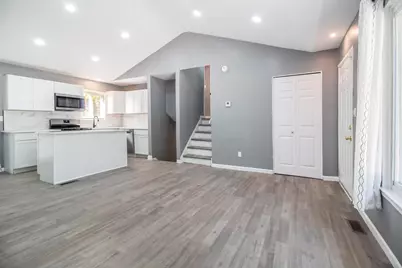 8650 Cedar Court, Ypsilanti, MI 48198 - Photo 6