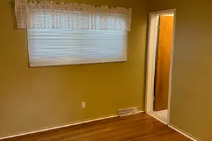 1073 Ruth Ave, Ypsilanti, MI 48198 - Photo 14