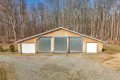 2722 Woods View Drive, Hillsdale, MI 49242 - Photo 18