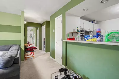 756 W Kilgore Road #302, Kalamazoo, MI 49008 - Photo 8