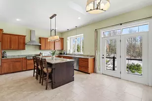 451 Oak Arbor Cir E, Rochester, MI 48306 - Photo 12