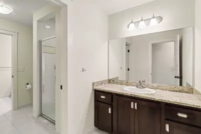 451 Oak Arbor Circle E, Rochester, MI 48306 - Photo 24